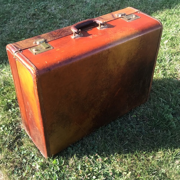 Vintage Eveleigh leather suitcase - Picture 1 of 8